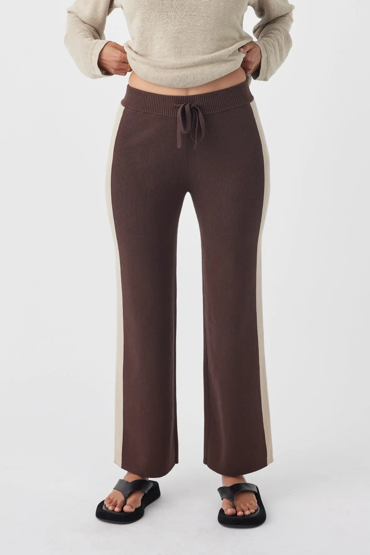 Arcaa Neo Pant - Chocolate & Taupe