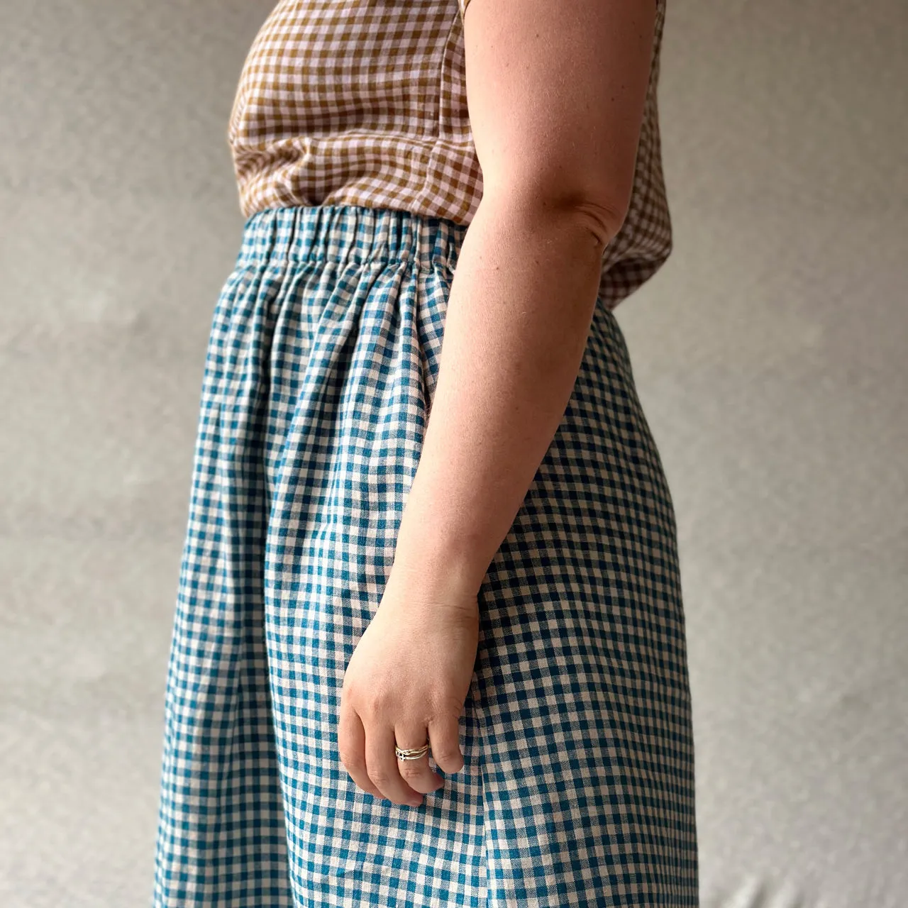 Pocket Skirt in 100% Linen - Frankie Gingham (Women)