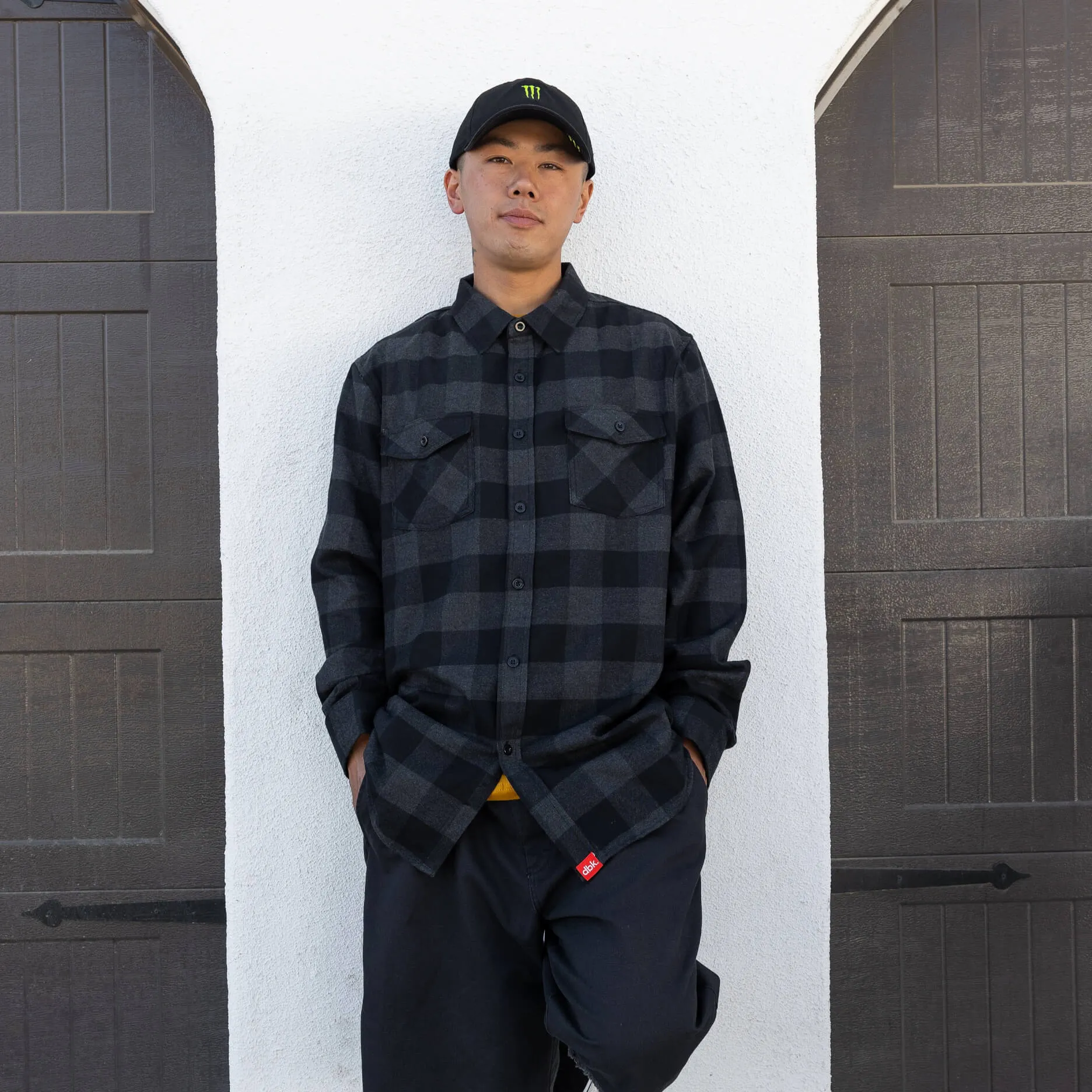 Red Label Flannel - Charcoal