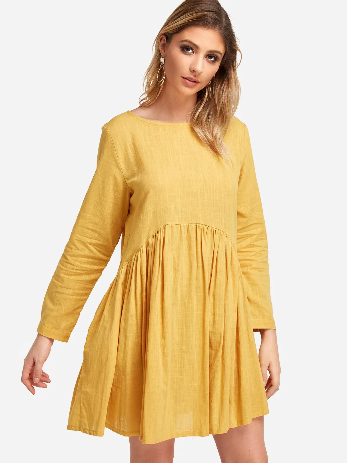 Wholesale Round Neck Long Sleeve Pleated Casual Dress